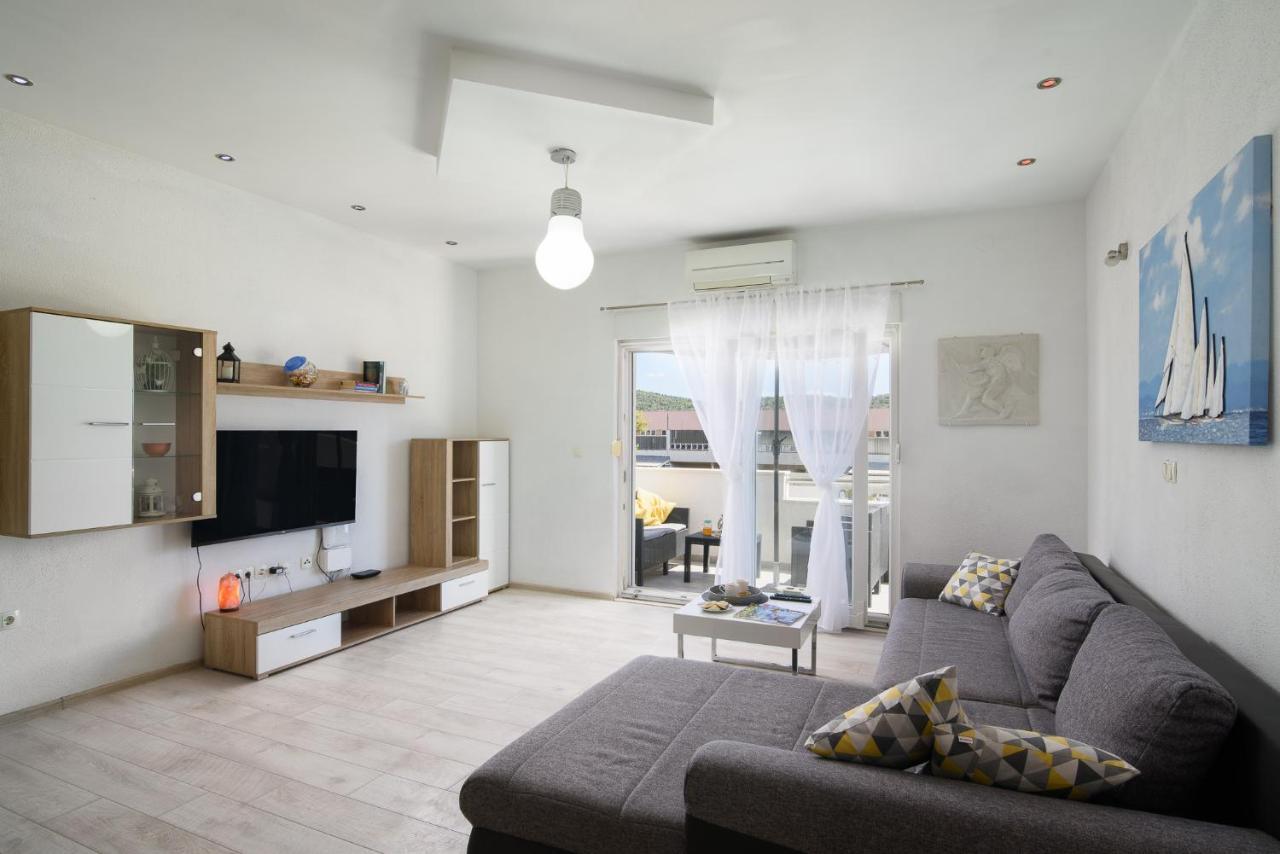 Mare&Antonio Apartment Trogir Exterior photo