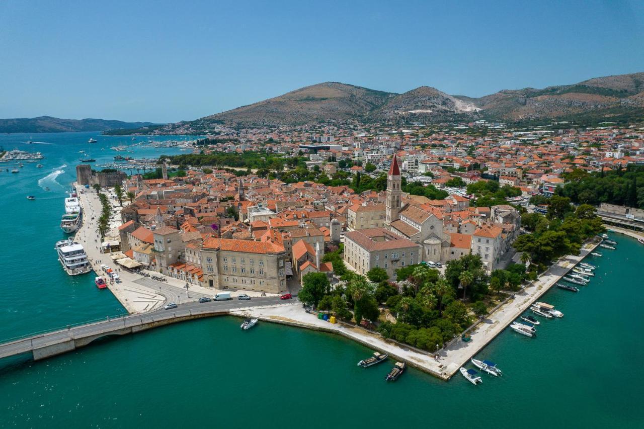 Mare&Antonio Apartment Trogir Exterior photo