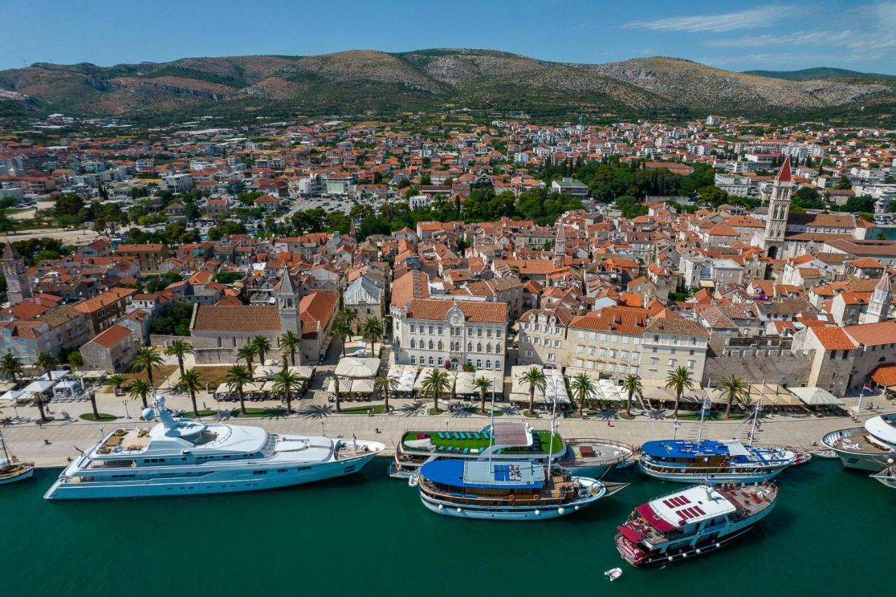 Mare&Antonio Apartment Trogir Exterior photo